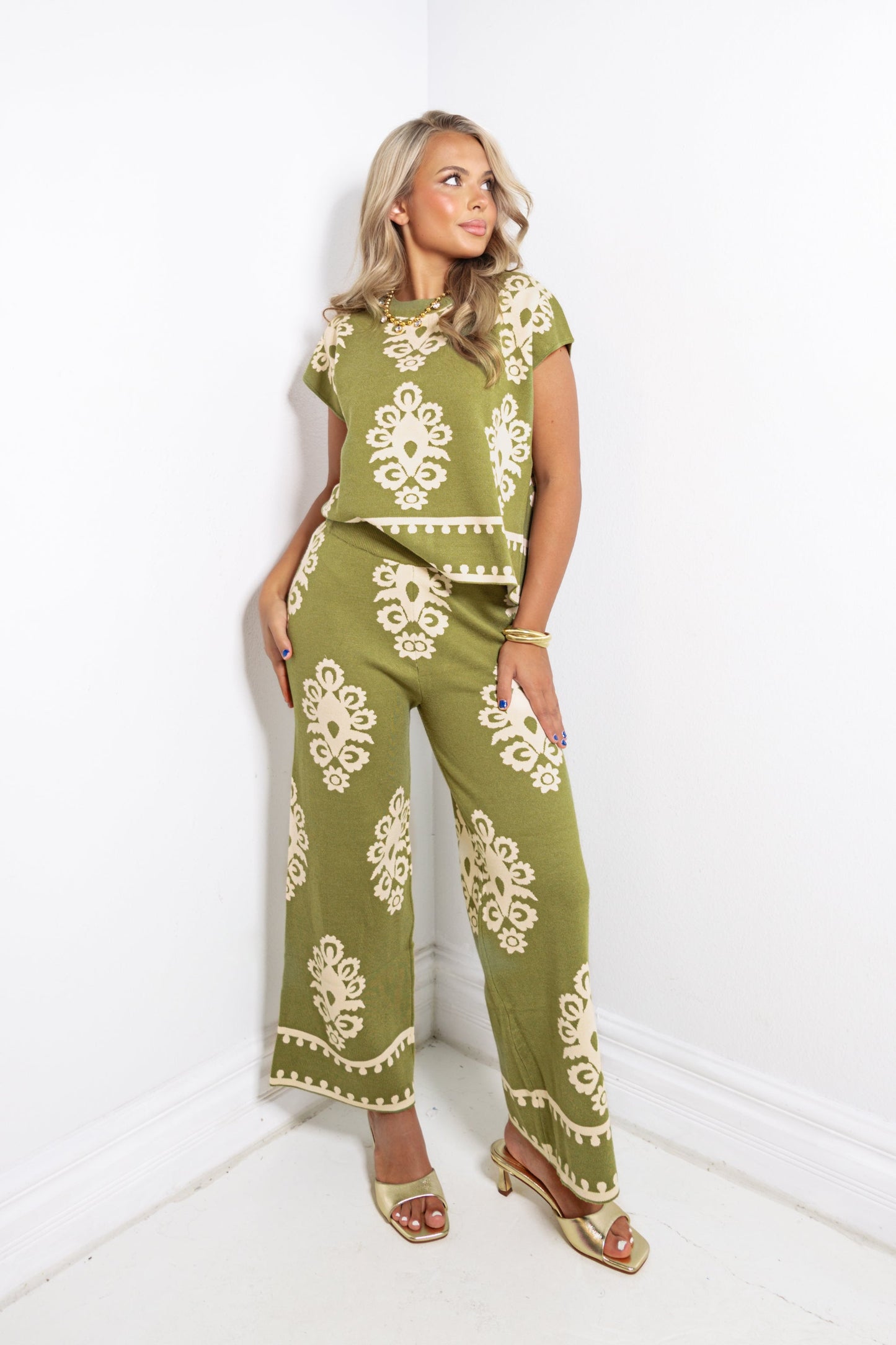 Anitta Olive Comfy Set