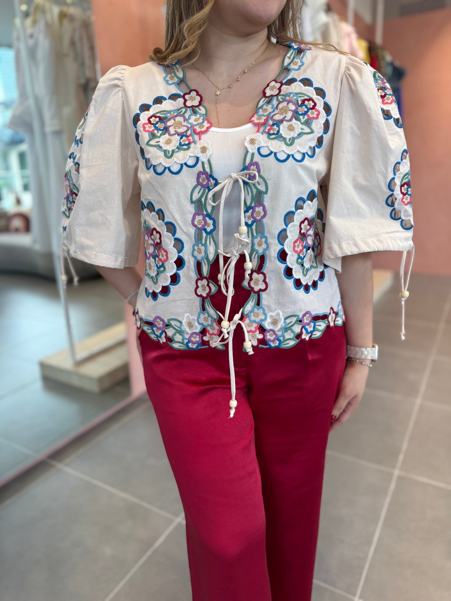 Blusa beige Flores