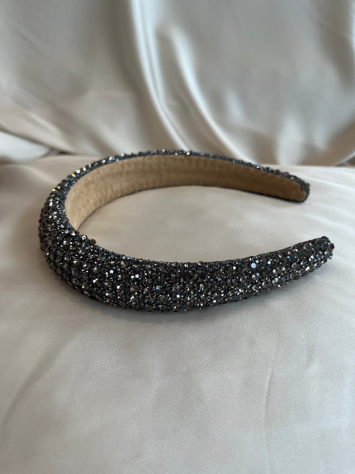 Diadema Gris