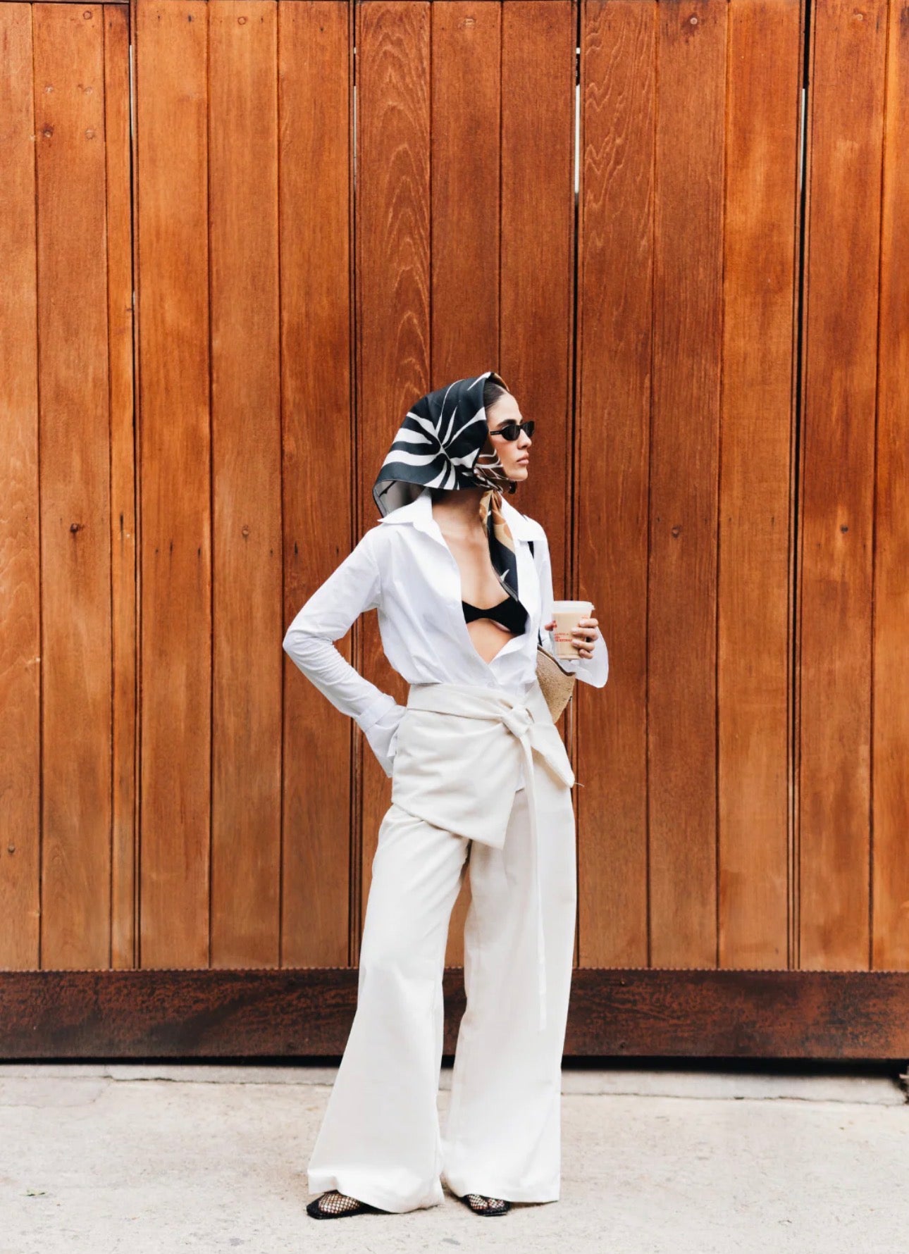 Pantalón Bota Ancha Arena + Sobre puesto beige