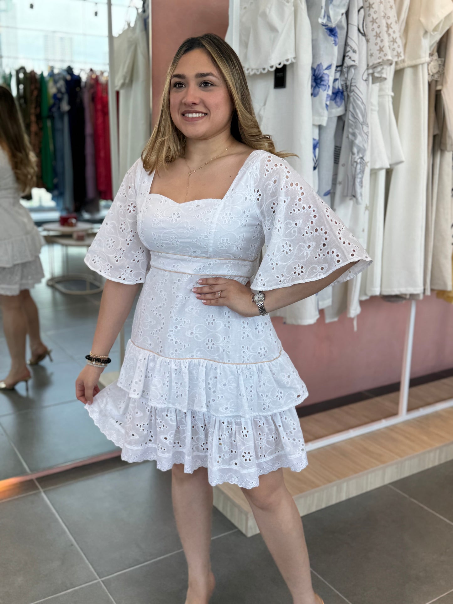 Vestido Blanco Ojalillo