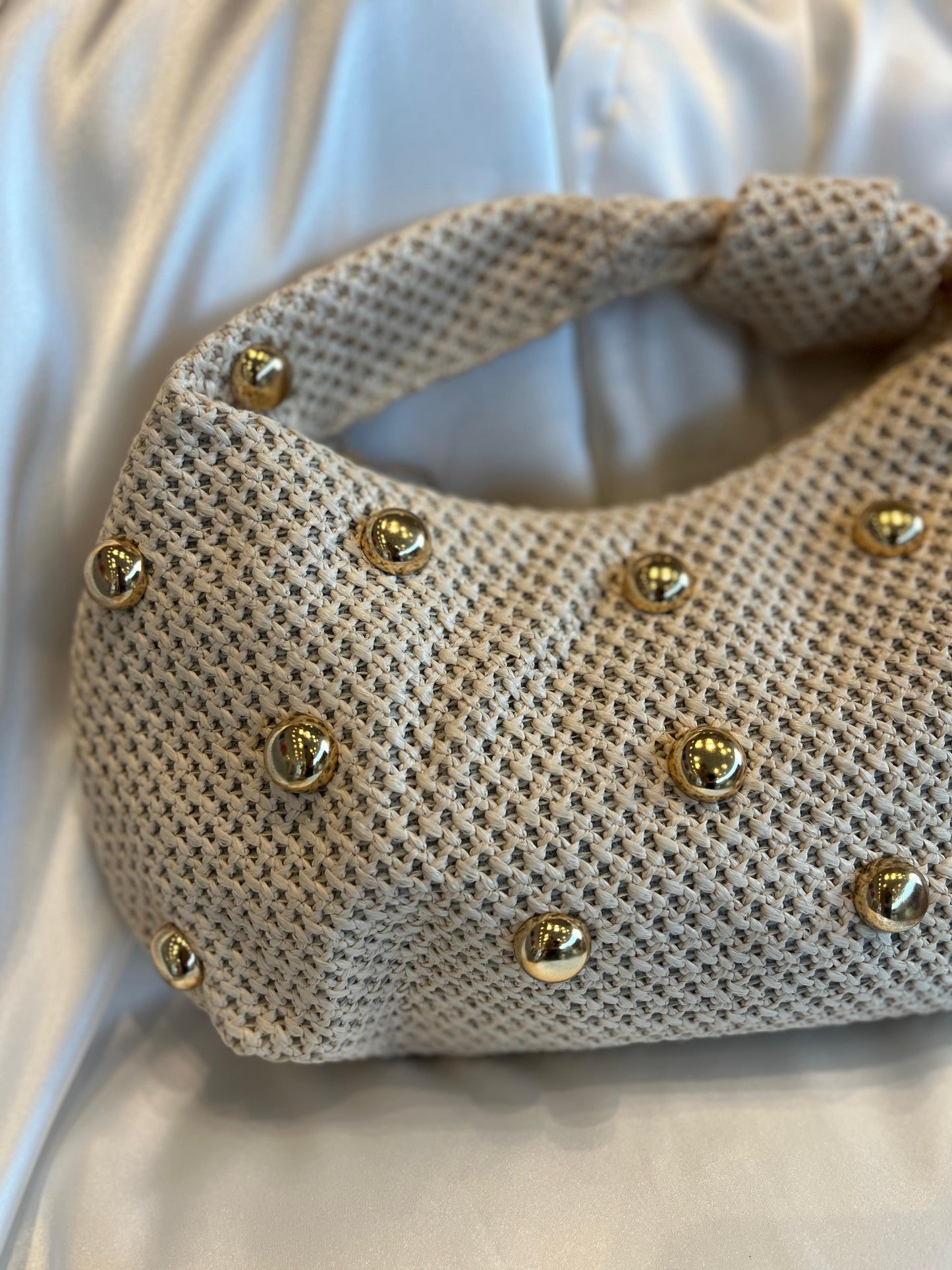Bolso Beige con Perlas